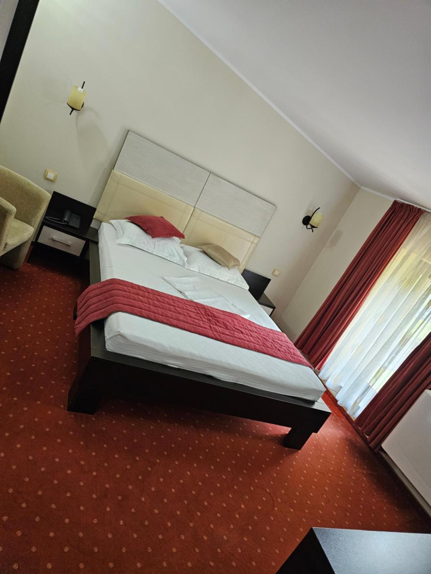 Pensiune Heavens Braila Bagian luar foto